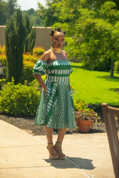 Green Fashion Dress - Image 2